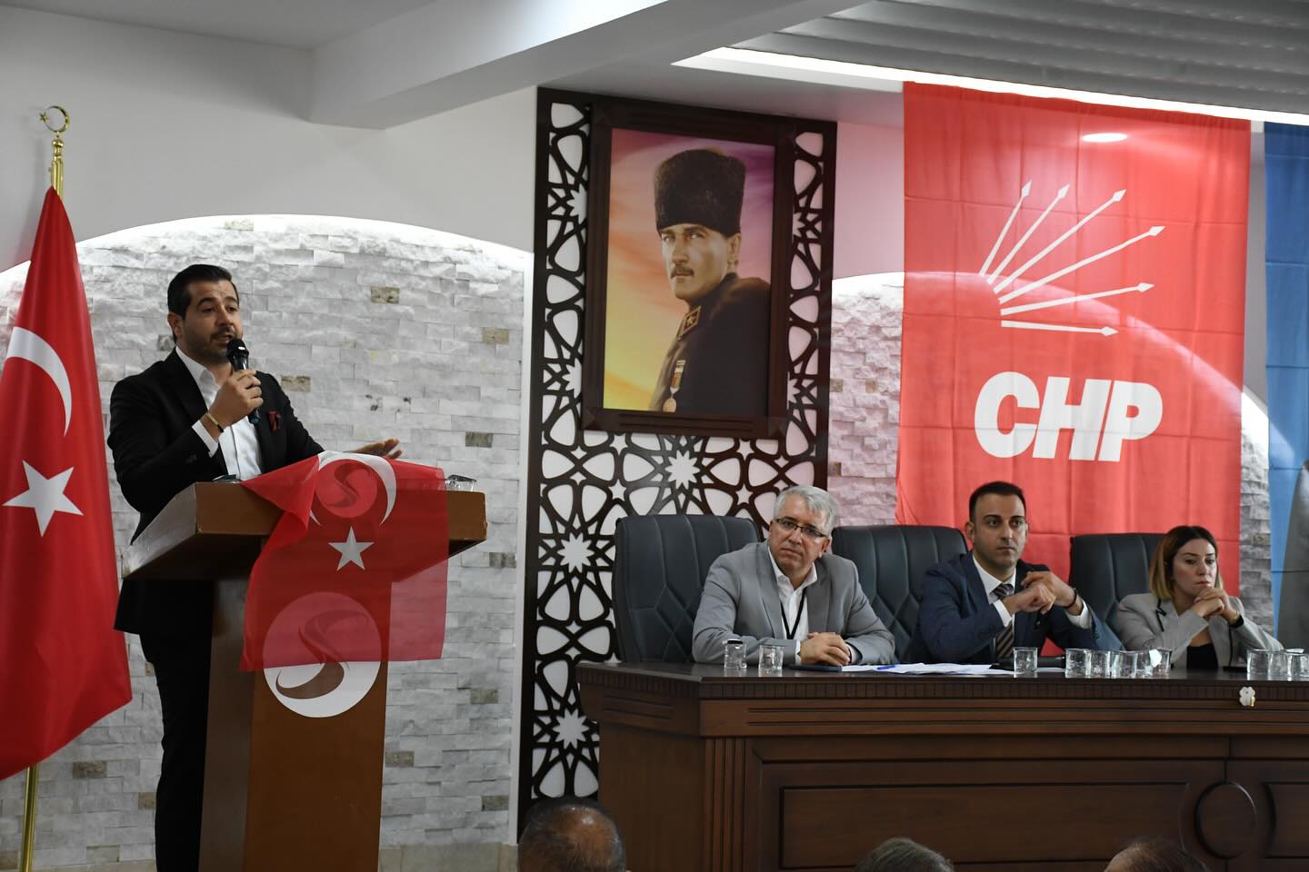 CHP Hatay’da Kongre Süreci Tamamlandı: “İktidar Bayrağını Hatay’dan Türkiye’ye Dikeceğiz”