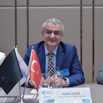 Empati ve Bilgelikle Dolu Bir Rehber: Namık Duran ile Psikoterapi Üzerine