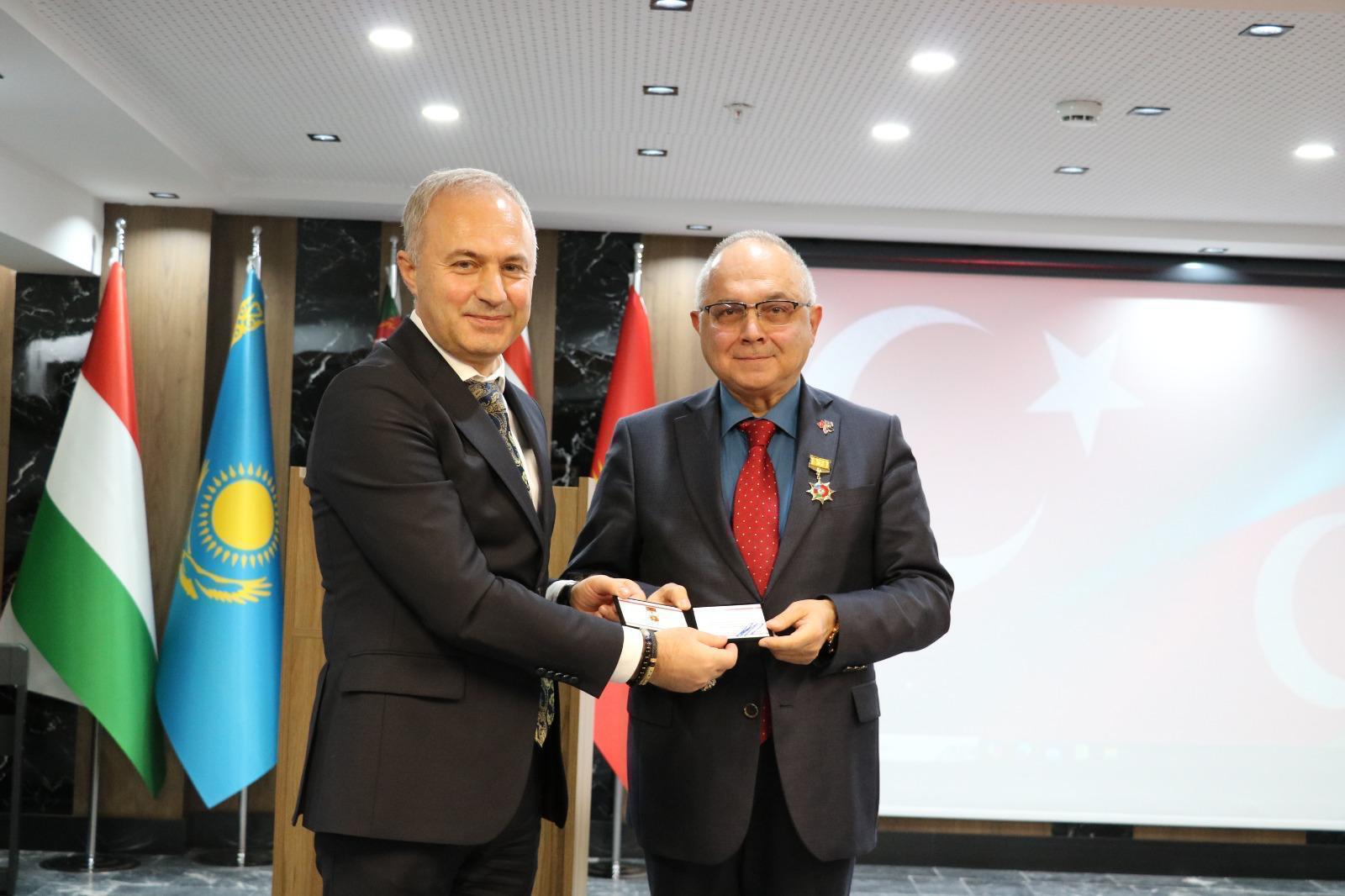 Türk Dünyasına ve Türk Kültürüne Hizmet Edenler Ödüllendirildi