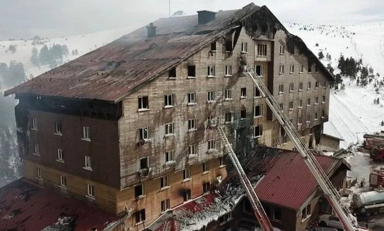 Edebiyat Magazin Gazetesi'nden Bolu Halkına Taziye Mesajı