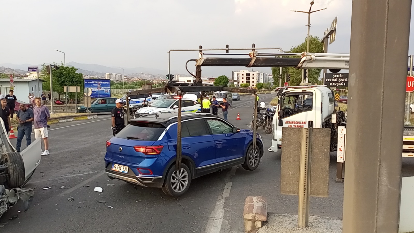 Nazilli’de Bayram Akşamı Trafik Kazası: 5 Yaralı