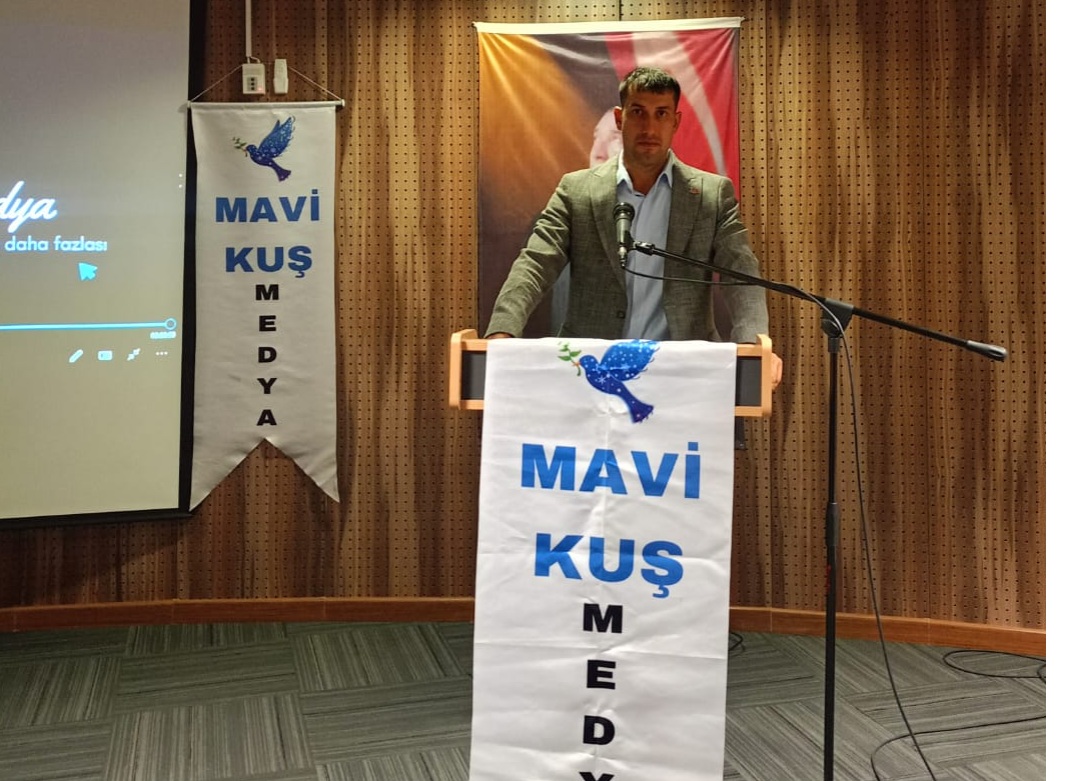 İzmirli Gazeteci Erhan Özdemir, Edebiyat Ödülleri’nde Birinci Oldu
